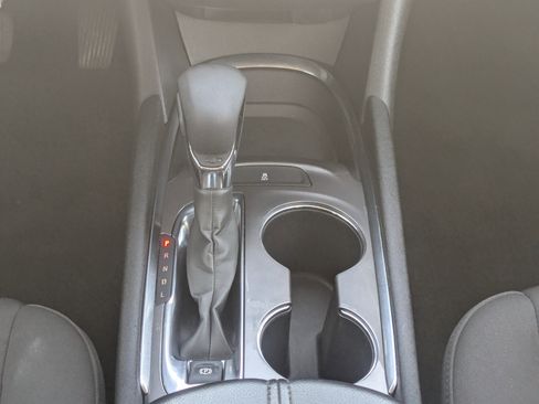 Used 2023 Chevrolet Malibu LT image 23