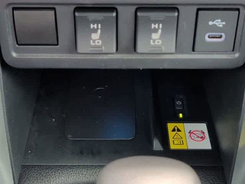 Used 2023 Toyota Corolla Cross XSE w/ Convenience Package AWD/4WD image 29