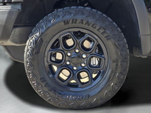 Used 2025 Chevrolet Silverado 1500 ZR2 w/ ZR2 Bison Edition AWD/4WD image 31