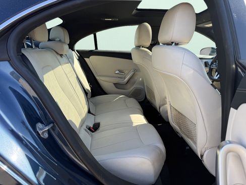 Used 2022 Mercedes-Benz CLA 250 image 36