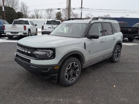 Used 2023 Ford Bronco Sport Outer Banks image 6