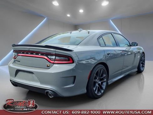 Used 2023 Dodge Charger Scat Pack w/ Plus Group RWD image 3
