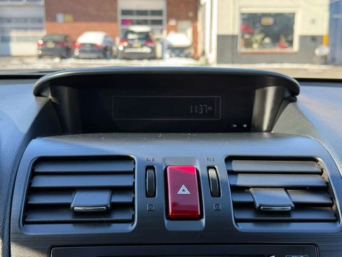 Used 2012 Subaru Impreza 2.0i Premium image 24