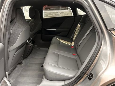 Used 2024 Lucid Air Touring AWD/4WD image 17