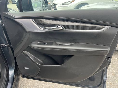 Used 2020 Cadillac XT6 Sport AWD/4WD image 14