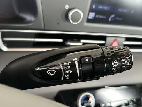 Used 2021 Hyundai Elantra SEL image 22