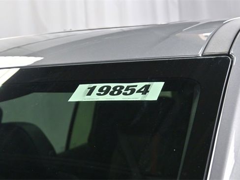 New 2026 Chevrolet Traverse RS image 32