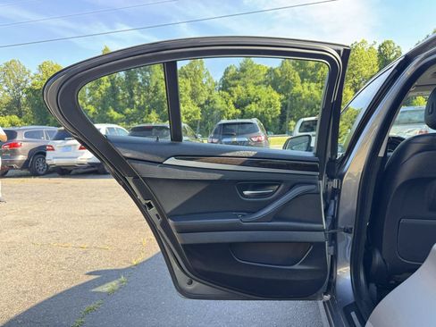 Used 2015 BMW 528i Sedan RWD image 11