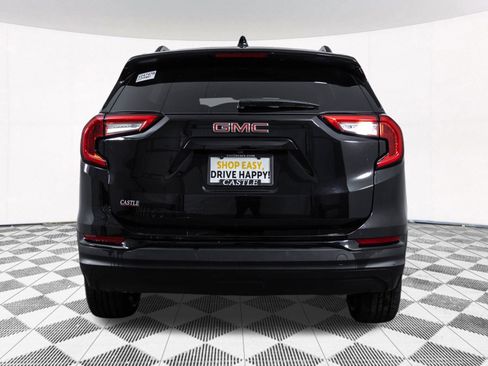 Used 2022 GMC Terrain SLE w/ Driver Convenience Package FWD image 17