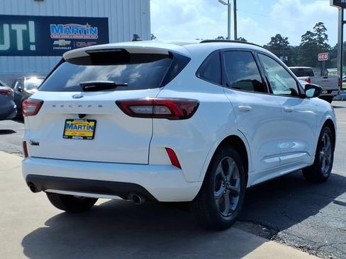 Used 2023 Ford Escape ST-Line FWD image 5