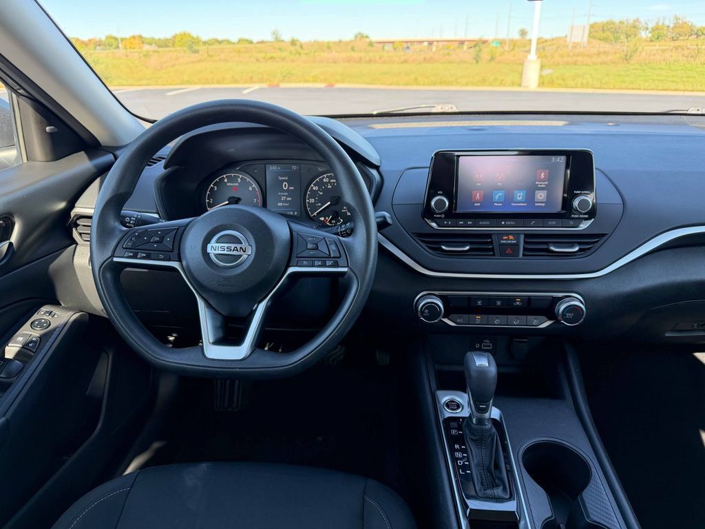 Used 2021 Nissan Altima 2.5 S w/ Driver Assist Package FWD image 27