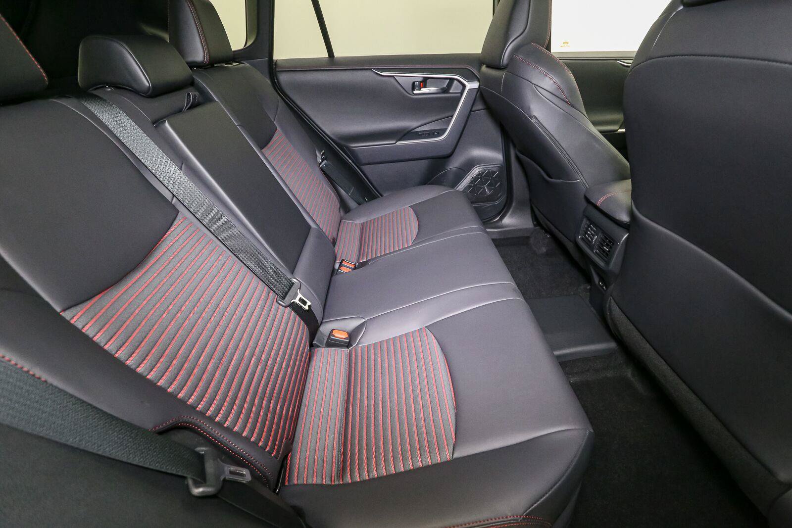 Used 2023 Toyota RAV4 XSE w/ Weather Package AWD/4WD image 23