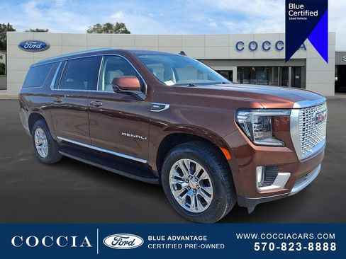 Used 2023 GMC Yukon XL Denali w/ LPO, Floor Liner Package AWD/4WD image 3