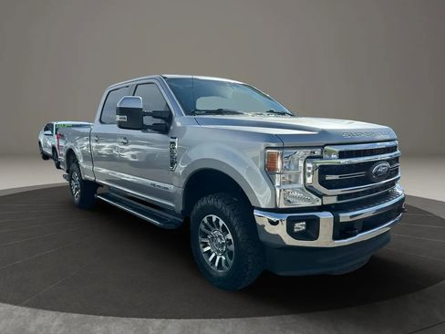 Used 2021 Ford F350 Lariat w/ FX4 Off-Road Package image 4