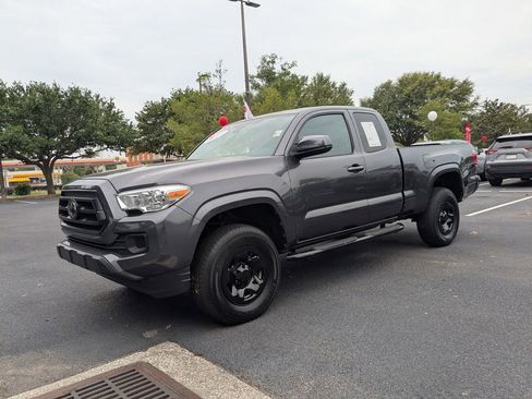 Used 2023 Toyota Tacoma SR RWD image 10