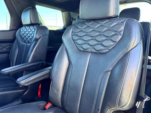 Used 2020 Hyundai Palisade Limited image 21