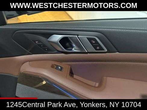Used 2020 BMW X5 M50i AWD/4WD image 15