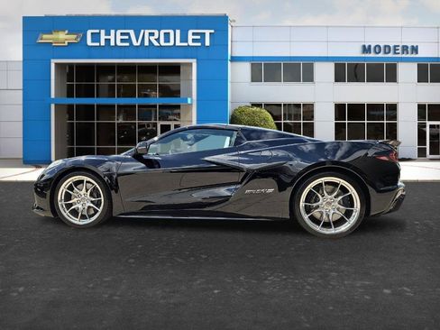 New 2027 Chevrolet Corvette Grand Sport w/ Z52 Sport Performance Package RWD image 2