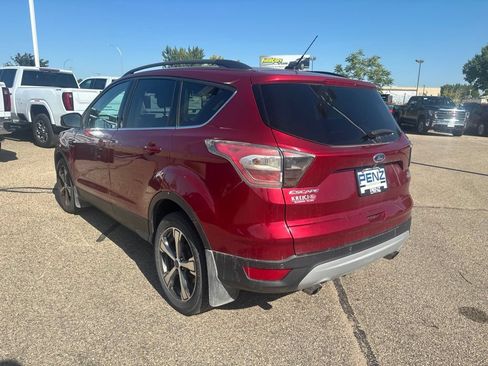 Used 2017 Ford Escape SE w/ SE Leather Comfort Package AWD/4WD image 6