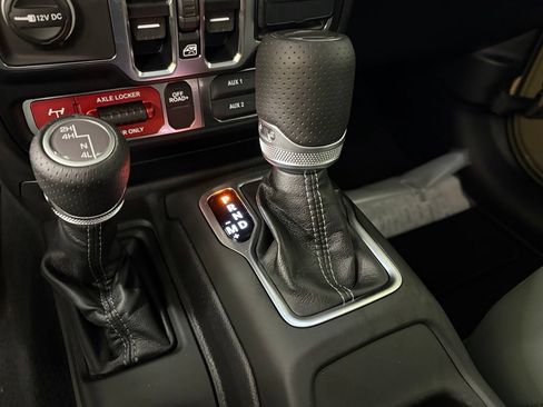 New 2026 Jeep Gladiator Mojave AWD/4WD image 34