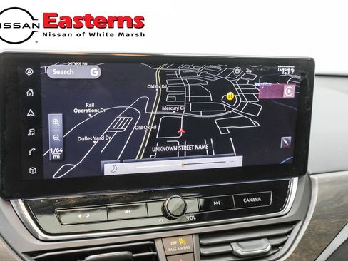 Used 2023 Nissan Altima 2.5 SV w/ SV Premium Package FWD image 20