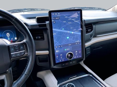 Certified 2023 Ford Expedition Max Platinum RWD image 13
