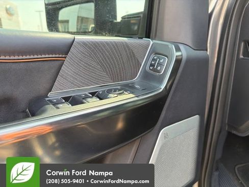 Used 2024 Ford F350 Platinum w/ FX4 Off-Road Package AWD/4WD image 12