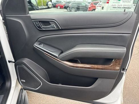 Used 2017 Chevrolet Suburban LT AWD/4WD image 28
