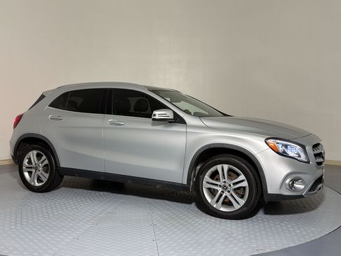 Used 2019 Mercedes-Benz GLA 250 image 7