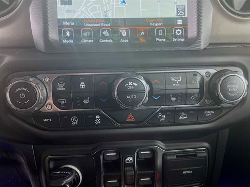 Used 2021 Jeep Wrangler Unlimited Sport image 14