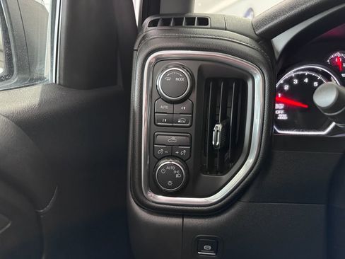 Used 2020 Chevrolet Silverado 1500 LT w/ All-Star Edition image 24