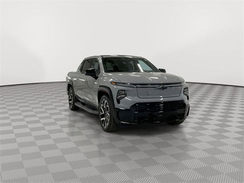 New 2025 Chevrolet Silverado EV RST image 2