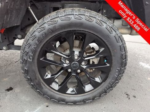 Used 2024 Jeep Gladiator Sport image 25