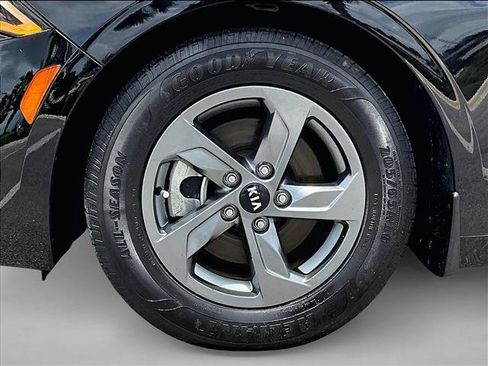 Used 2021 Kia K5 LXS FWD image 10