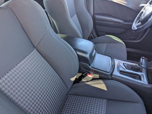 Used 2019 Dodge Charger GT w/ Blacktop Package image 10