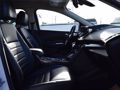 Used 2015 Ford Escape Titanium w/ Equipment Group 301A image 17