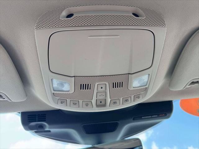 Used 2022 Lincoln Nautilus Reserve AWD/4WD image 34