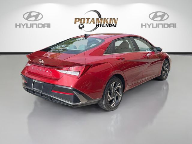 Certified 2025 Hyundai Elantra SEL FWD image 5