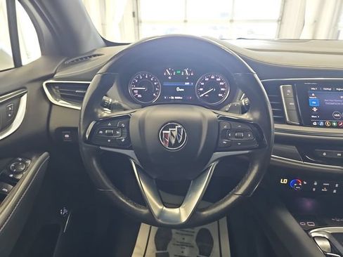 Used 2023 Buick Enclave Essence AWD/4WD image 14