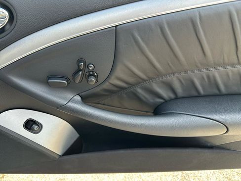 Used 2008 Mercedes-Benz CLK 63 AMG Cabriolet image 23