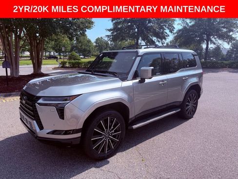 Certified 2025 Lexus GX 550 w/ Accessory Package (2T) AWD/4WD image 3