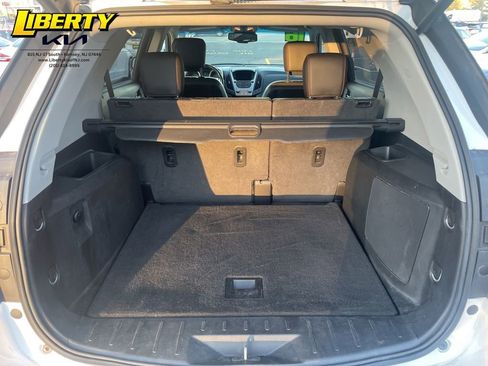 Used 2016 Chevrolet Equinox LTZ w/ Enhanced Convenience Package image 11