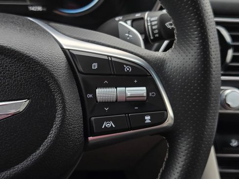 Used 2023 Genesis G70 2.0T RWD image 22