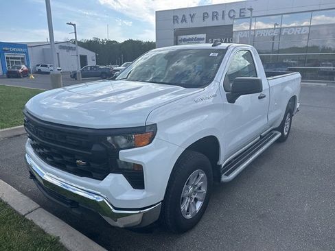 Used 2025 Chevrolet Silverado 1500 W/T RWD image 2