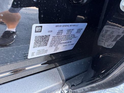 New 2026 Chevrolet Silverado EV LT image 19