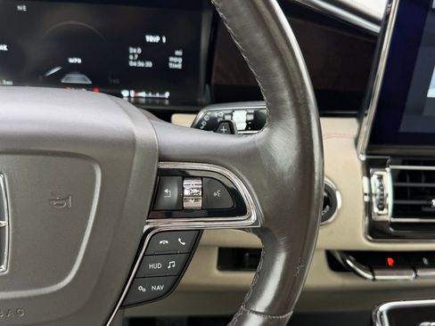 Used 2019 Lincoln Navigator L Reserve image 49