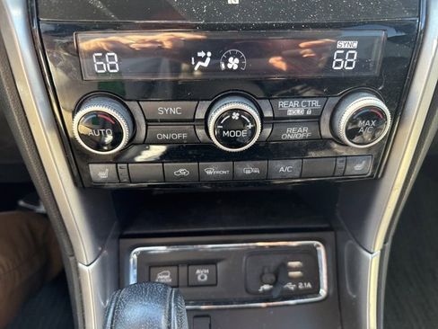 Used 2019 Subaru Ascent Limited image 11