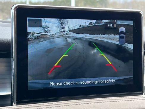 Used 2022 Lincoln Corsair Standard w/ Premium Package image 24