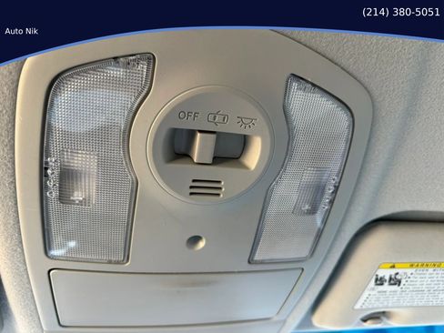 Used 2012 Toyota Prius Four image 26