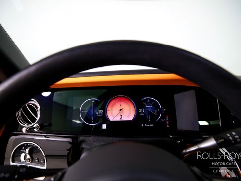 Certified 2025 Rolls-Royce Cullinan image 14